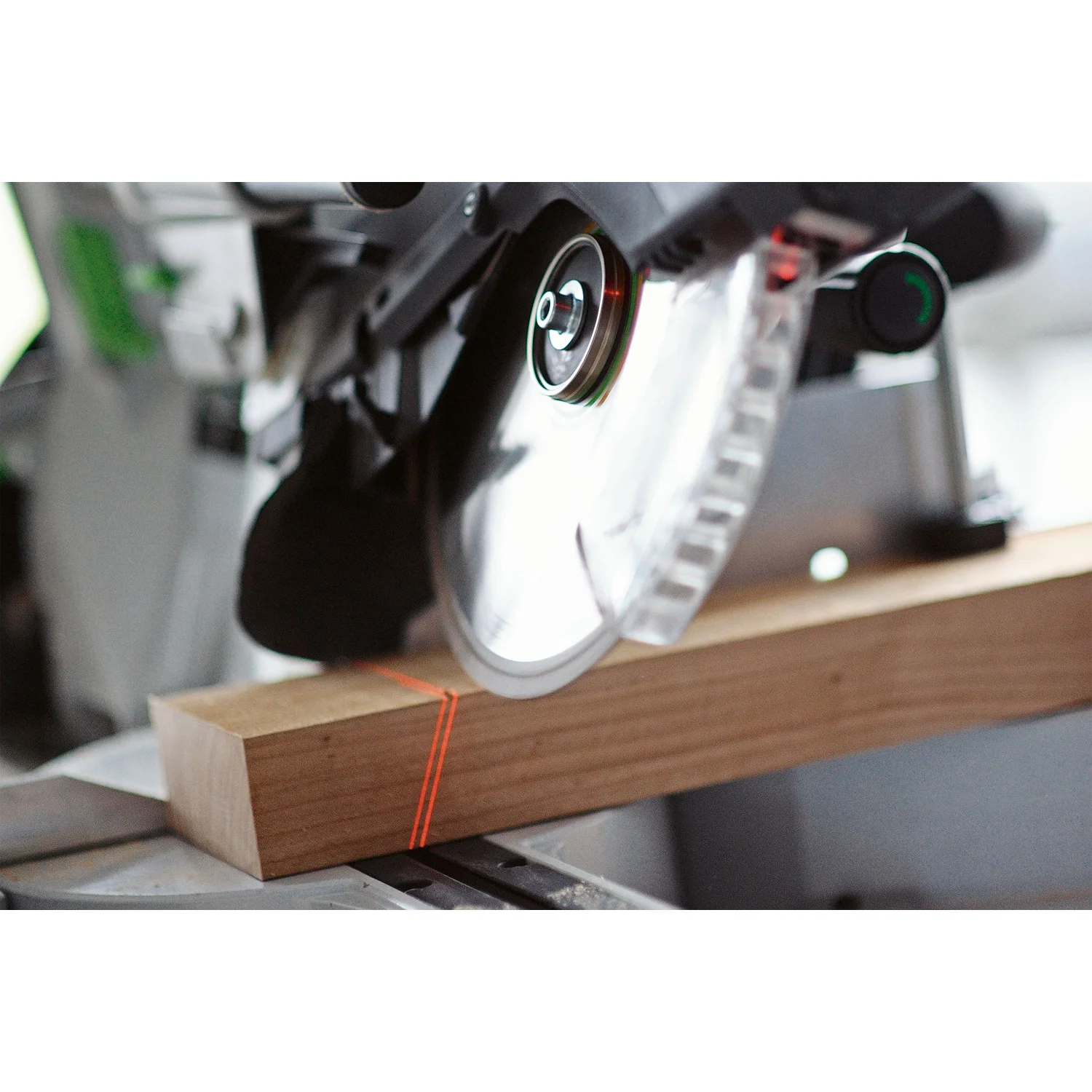 Festool Циркулярен диск WOOD FINE CUT HW 260x2,5x30 W80 494605