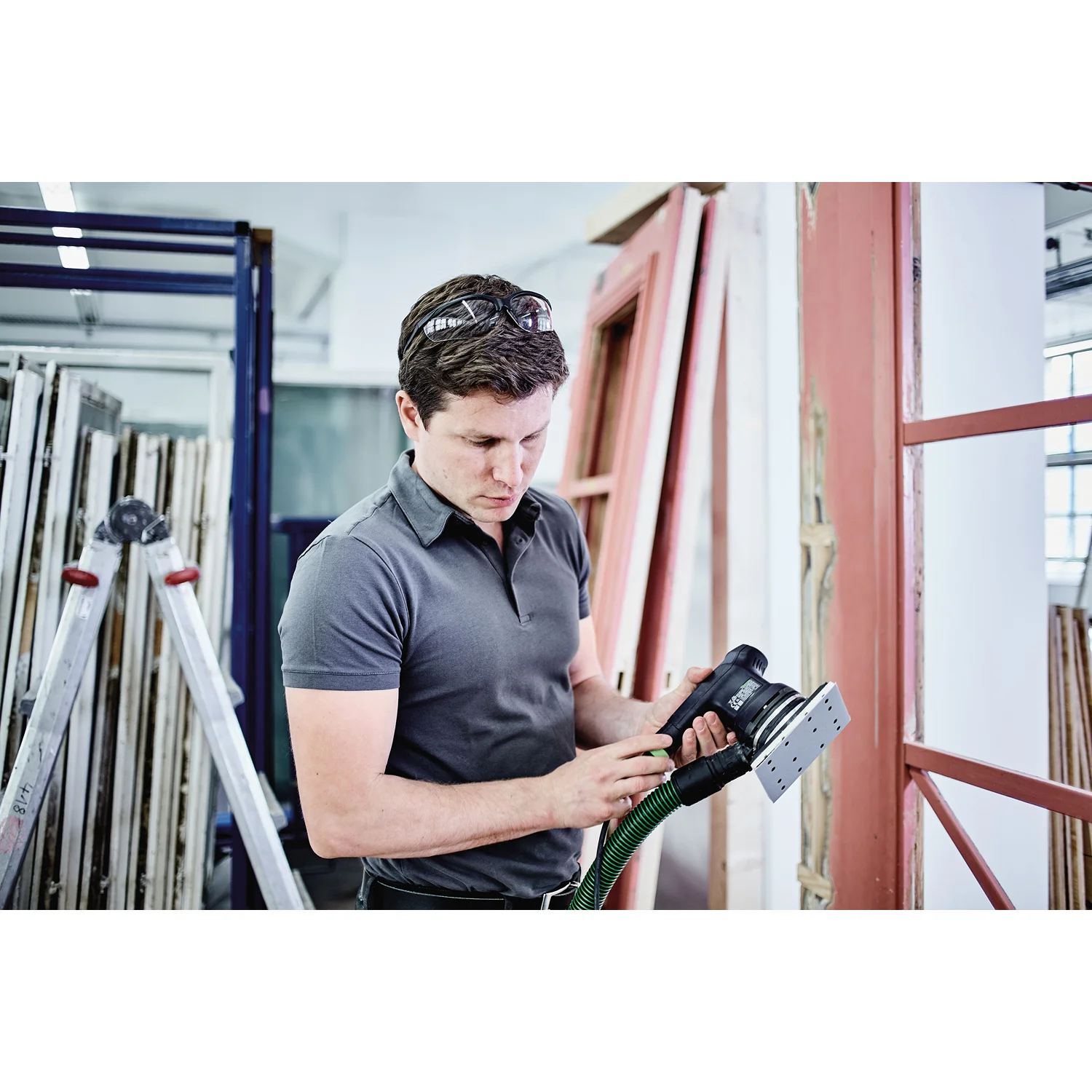 Festool Вибрационна шлайфмашина RUTSCHER RTS 400 REQ 201224